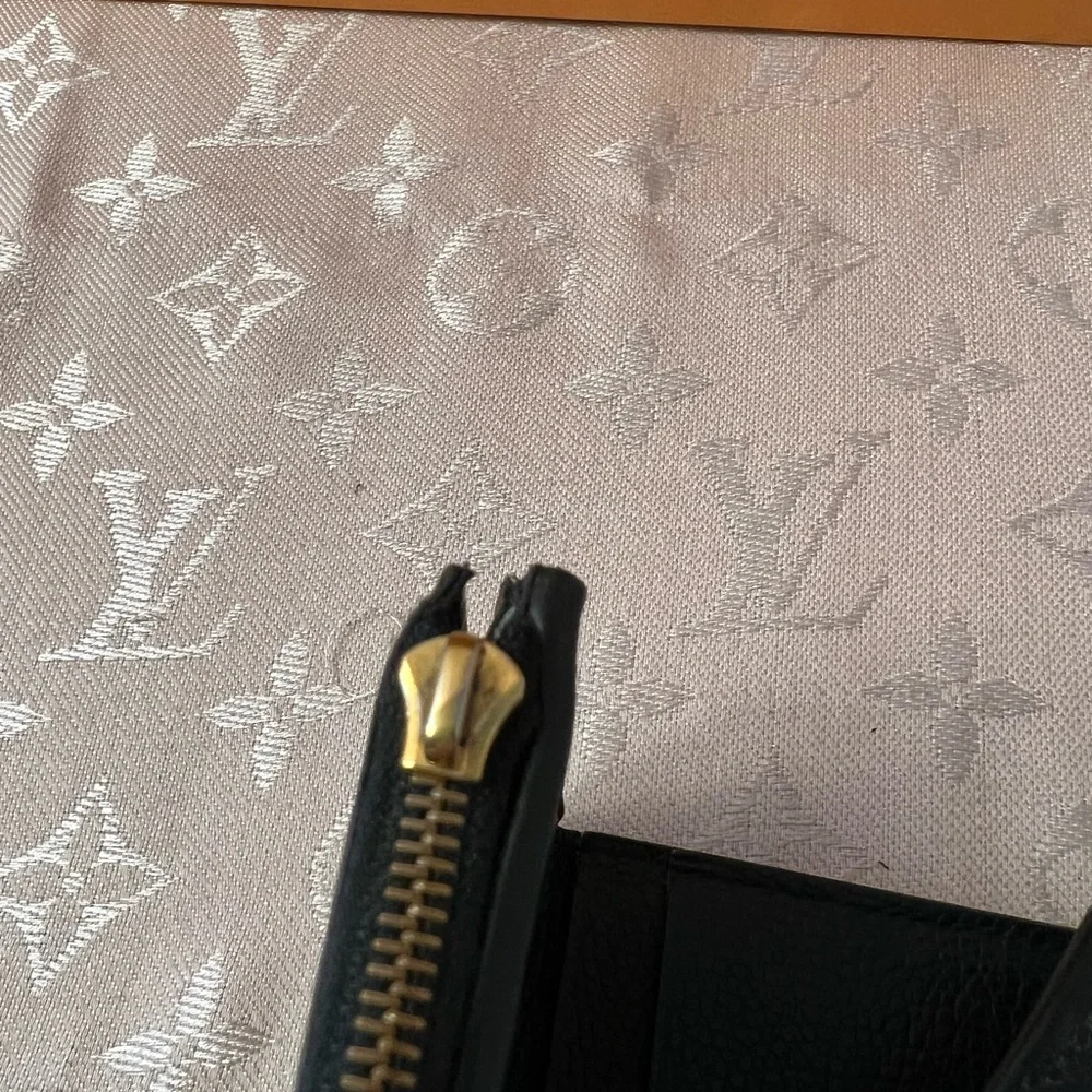 Louis Vuitton Compact Zoe Wallet in Black Monogram Empreinte Leather - Picture 9 of 9